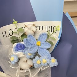 💙 Romantic Blue Bouquet – A Timeless Gift for the One You Love 💙