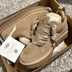 UGG Women's Tan and Brown Trainers
