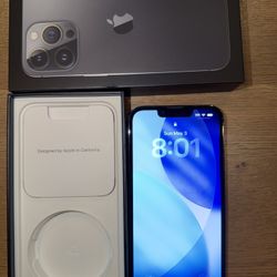 iPhone 13 Pro Unlocked - Free Car Charger and Case