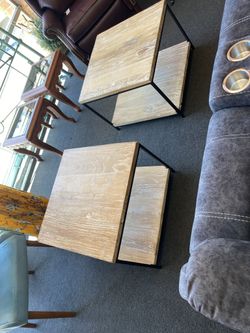 2 Side Tables