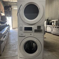 COMMERCIAL WAHER AND DRYER
