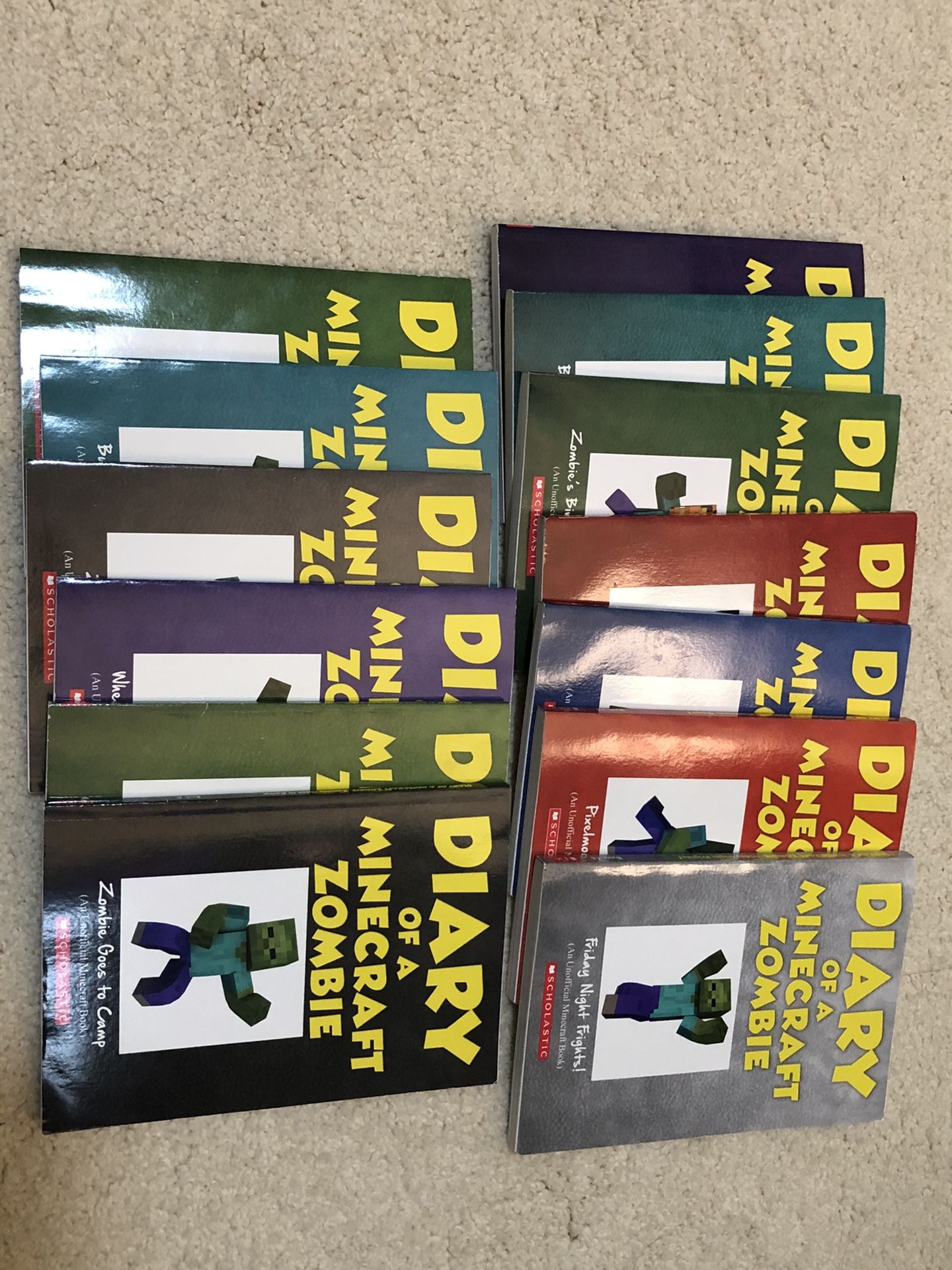 Diary of a Minecraft Zombie Box Set (Collection Books 1-13)