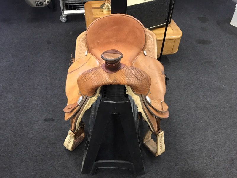 Nathan lamb 16 horse saddle
