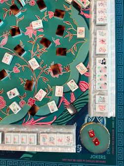 Mahjong tile set (American)