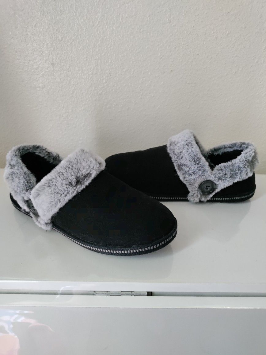 Sketchers Slippers Women's Size 8