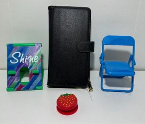 Wallet, 2 Phone Stands & 1 Phone Grip