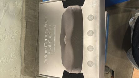 Deluxe Memory Foam Seat Cushion