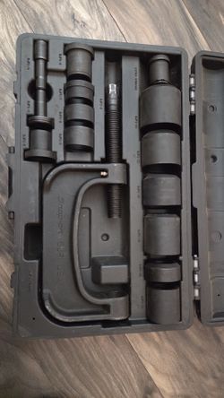 Ball and u-joint set