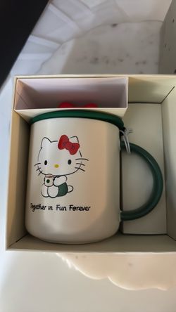 Starbucks hello Kitty