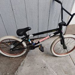 HARO BMX BIKE