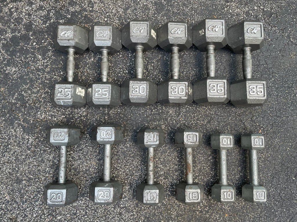 SET OF DUMBBELLS (PAIRS OF)  :  10s  15s  20s  25s  30s  35s 