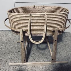 Dua Bassinet 