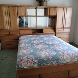 Bedroom Vall unite Queen Size