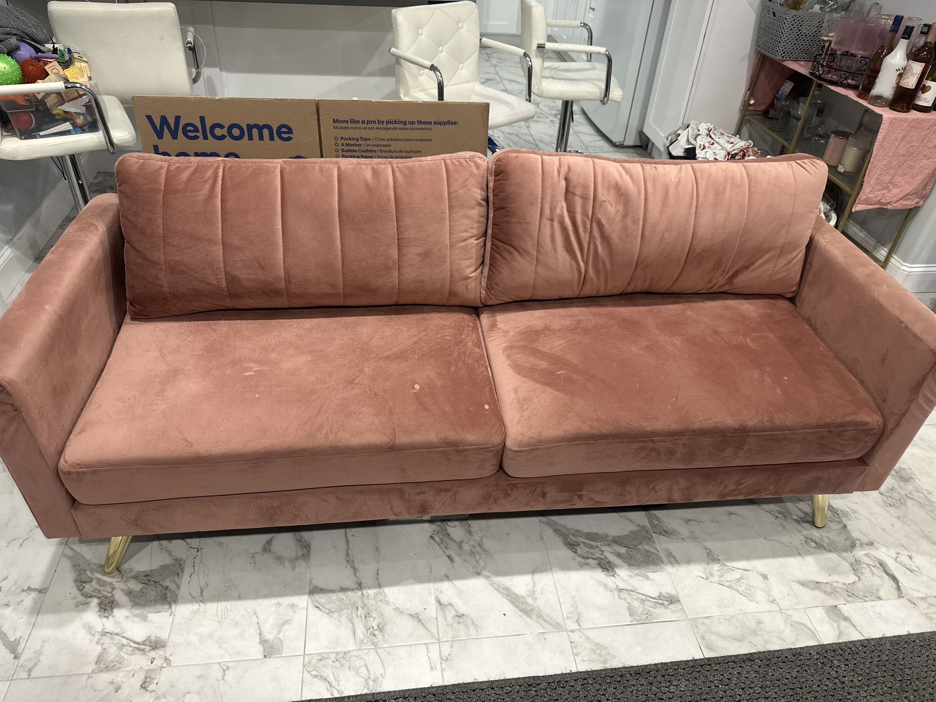 Pink sofa 