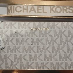 Michel Kors Cross Body Bag 