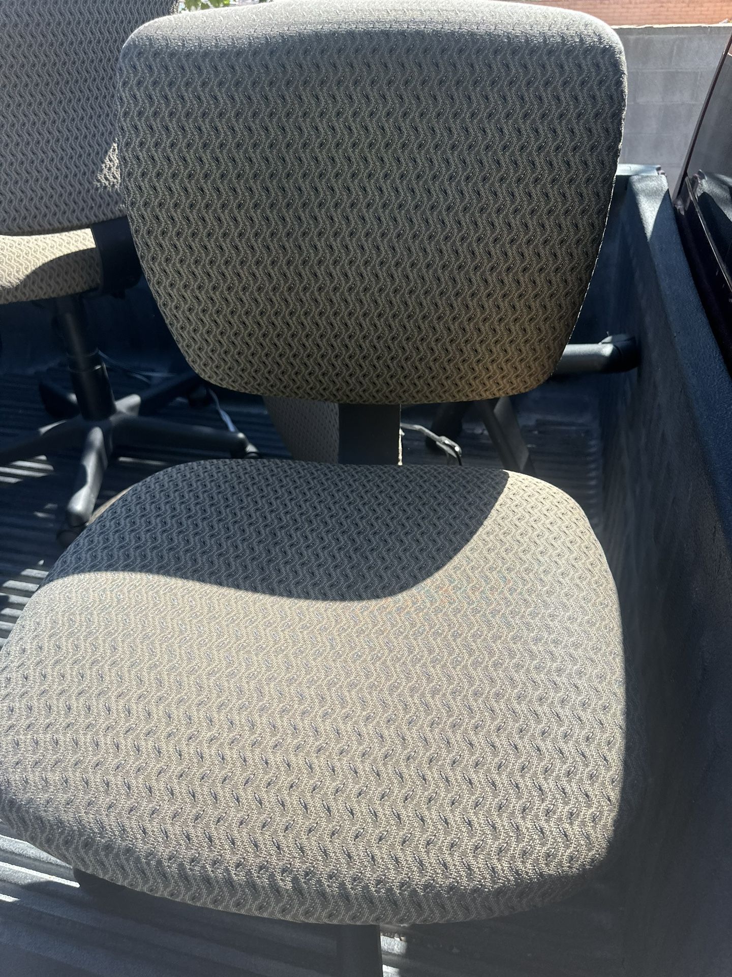 Office Chairs 