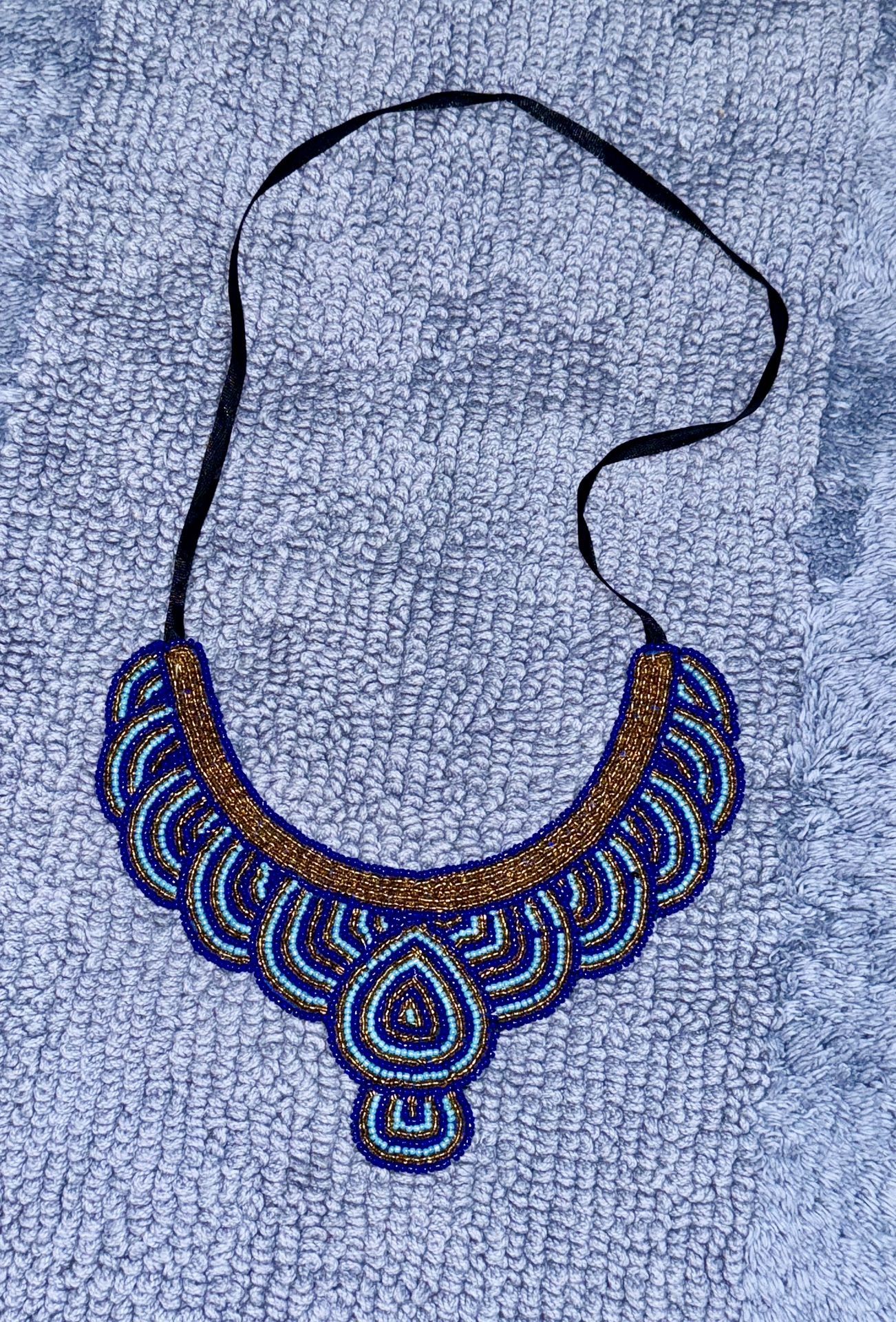 Necklace : Amina