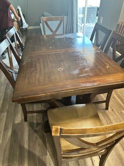 Dinning table