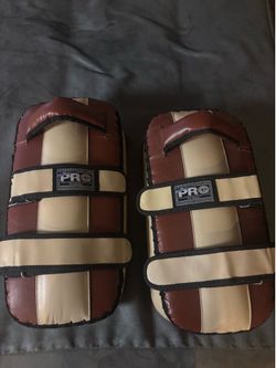 PRO BOXING KICK PADS for training MMA/boxing