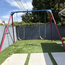 Swing Set 4 Springtime