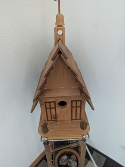 Church birdhouse