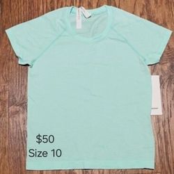Lululemon Swiftly Tech Short Sleeve 2.0 Size 10 $50