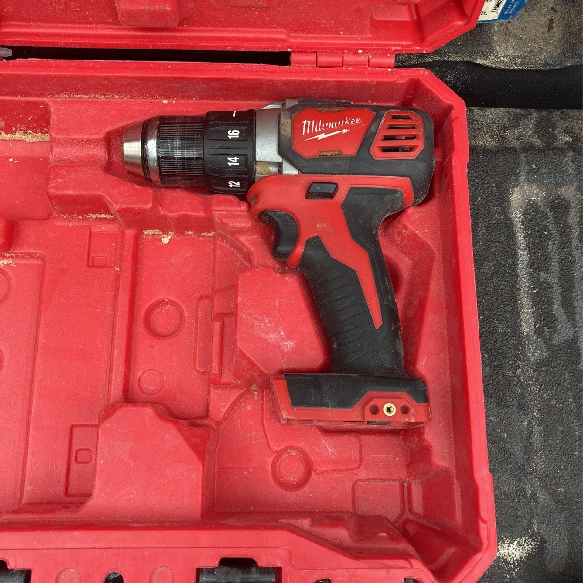 Milwaukee M18 π«
