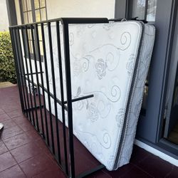 Queen Bed Hot Deal Must Go This Morning