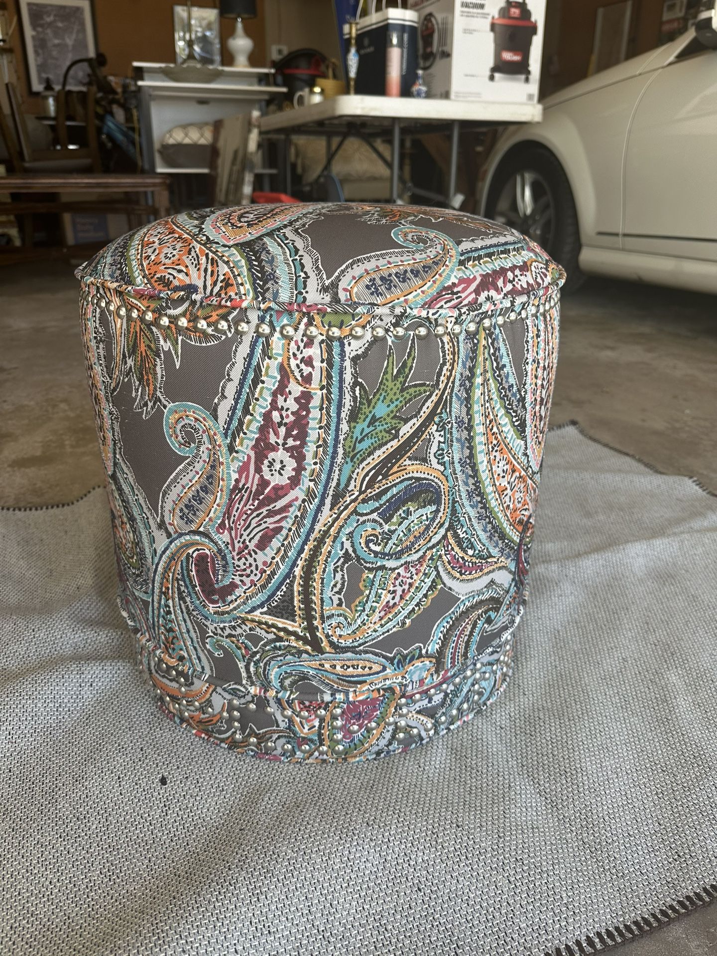 Round Ottoman