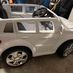 Ride On Two Seat Mercedes Kids Car