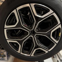 Rivian 22” Sport Bright Spare Tire and Service Kit