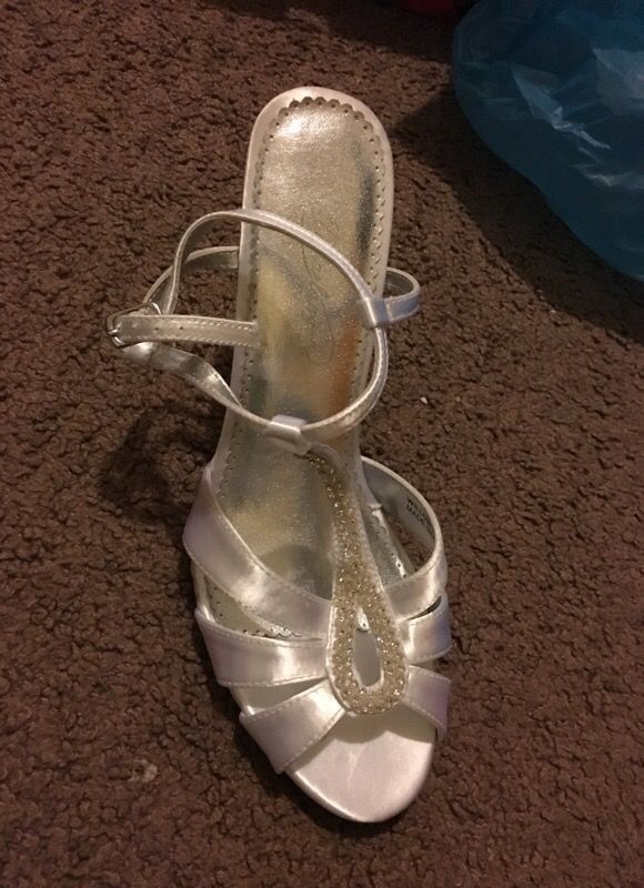 Wedding shoes size 8.5