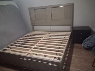 King bed