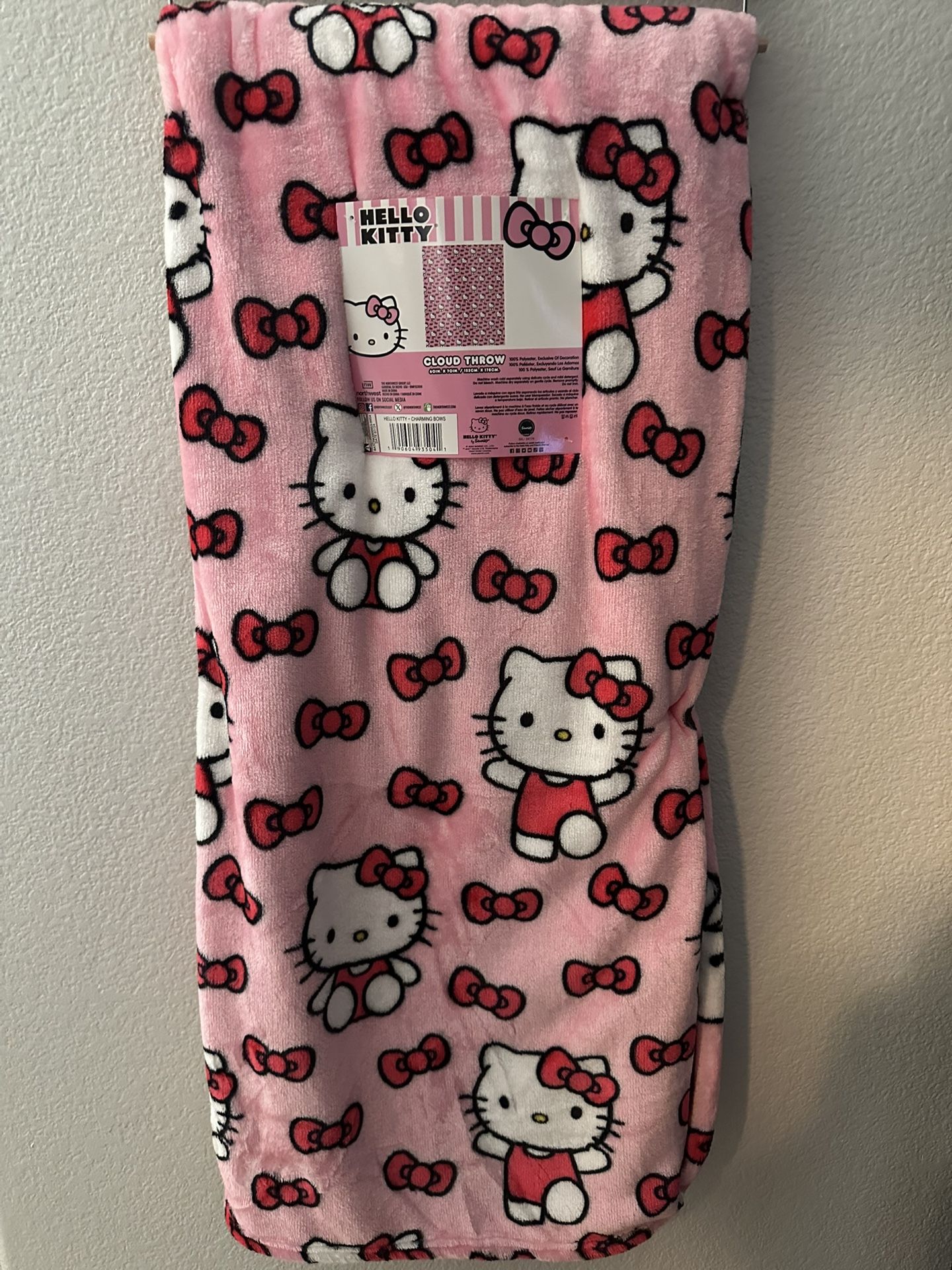 Hello Kitty blankets