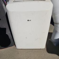 LG Windo Ac Unit, Works Well $75 OBO