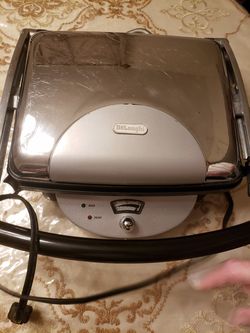 De'Longhi grill and presser
