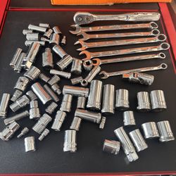 Tools Socket And Wrenches 