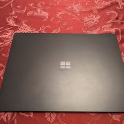 Microsoft Surface Laptop 3  Model 1873 + Dock