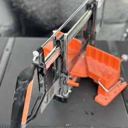 17-in Blade x 24-in D Plastic/Steel Miter Box