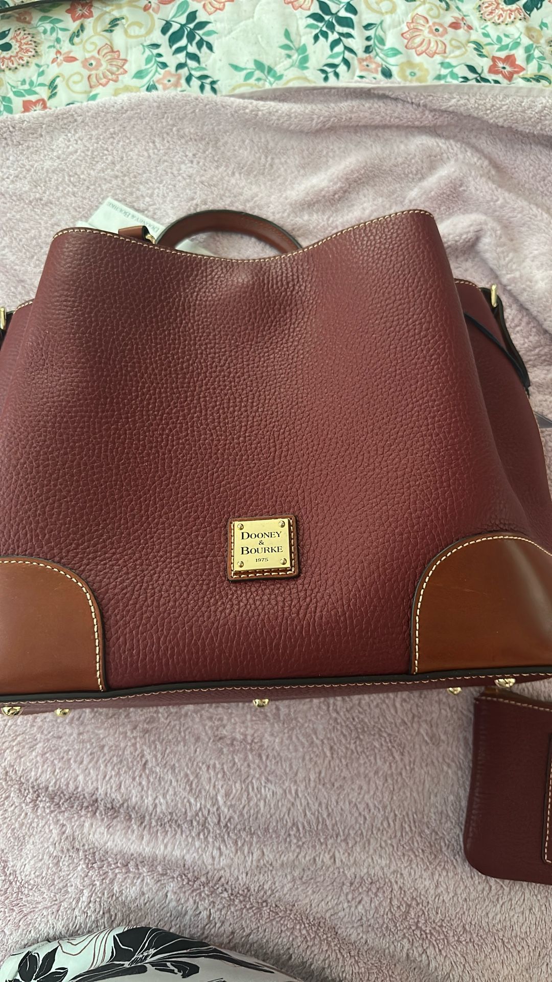 Handbag With The Little Wallet