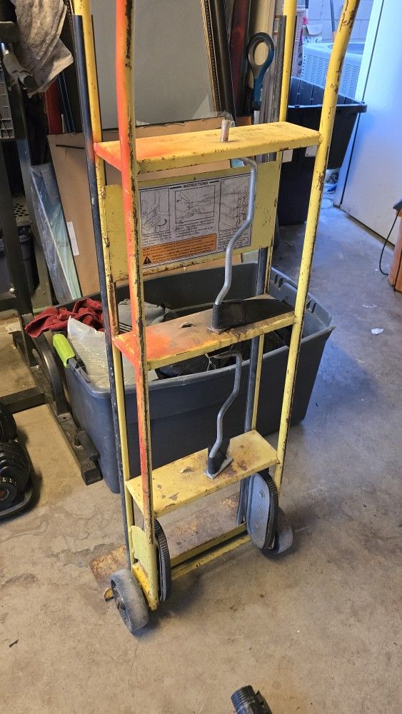 heavy-duty appliance dolly/hand truck with straps,