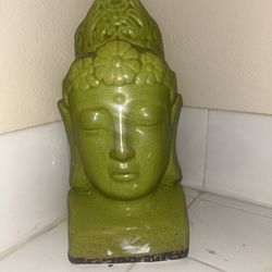 Porcelain smaller statue