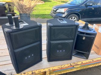 set of community PA speakers/monitors