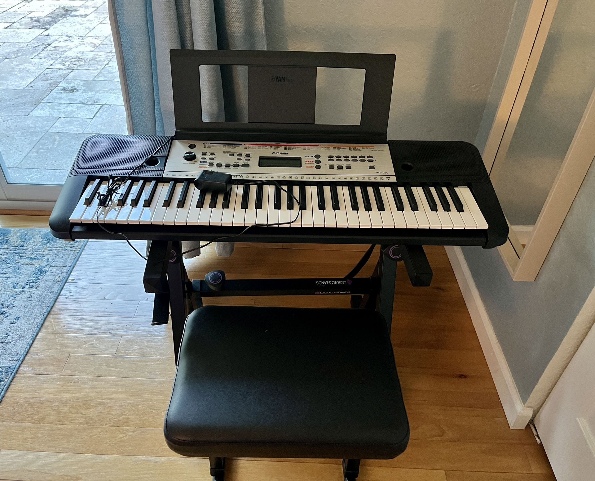 Yamaha YPT-260  Digital Keyboard With Stand And Seat