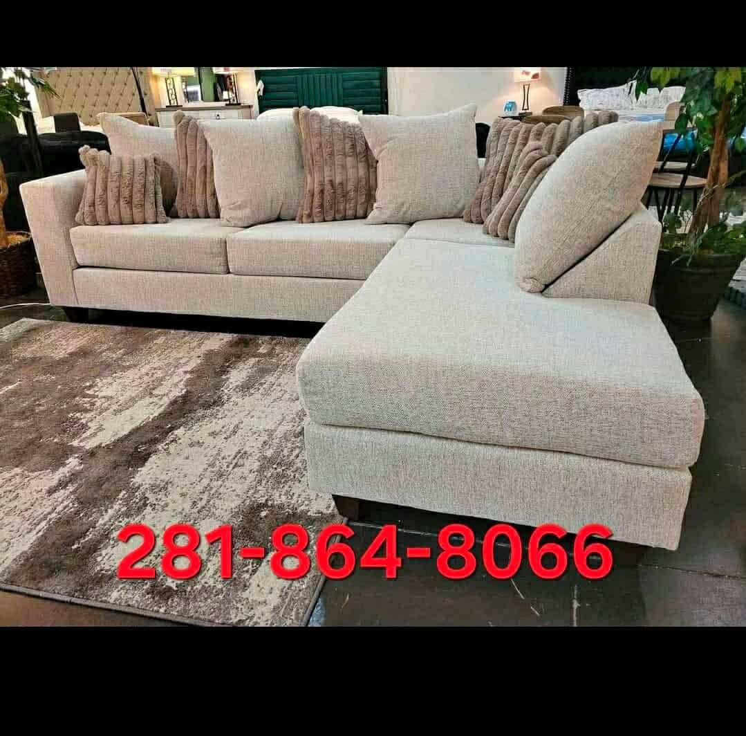 NEED GONE TODAY! NEW BEIGE SECTIONAL