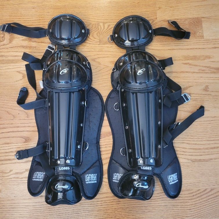 Champion Sports LG88S - Lightweight Floating Double Knee Umpire Leg Guard with Wings