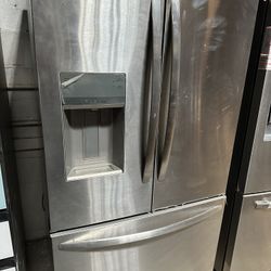 frigidaire refrigerator new 36  w 