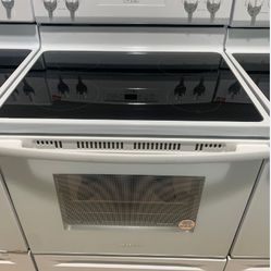 Amana glasstop stove white new scratch and dent 