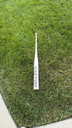Easton Ghost Unlimited Softball Bat