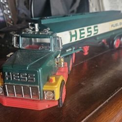 Collection Hess Oil Truck